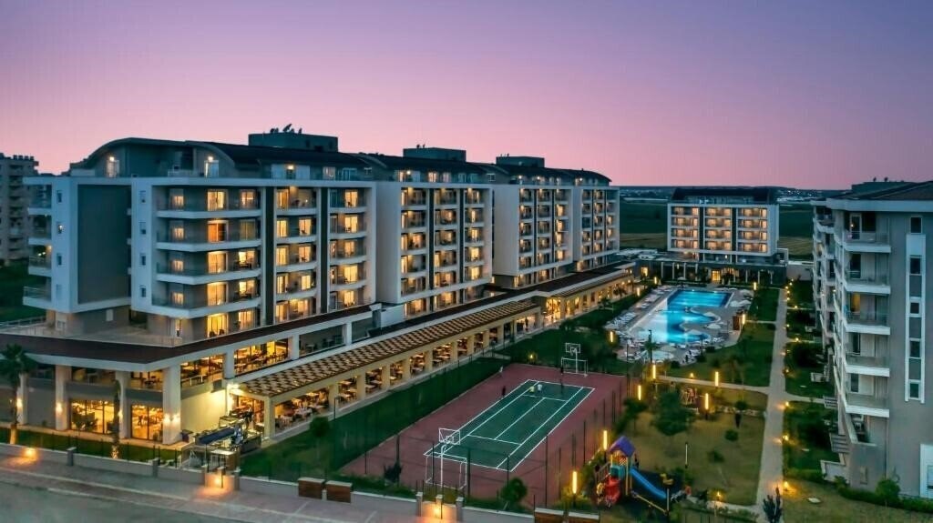 Hotel Greenwood Suites Resort (ex. Sherwood Suites Resort Hotel) 5*