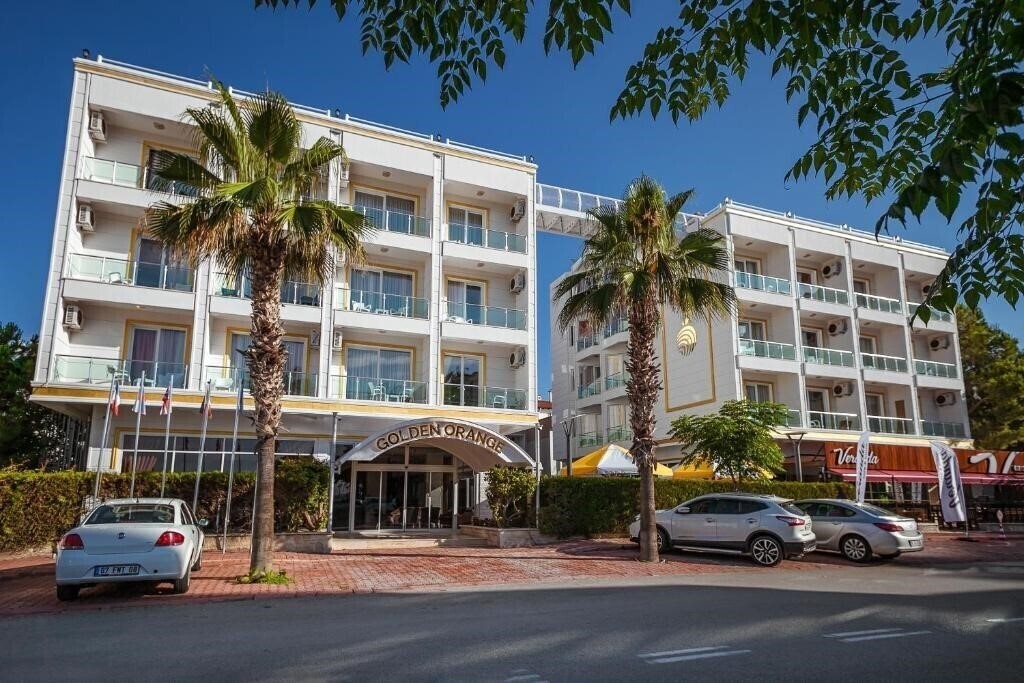 Obraz Golden Orange Hotel 3*