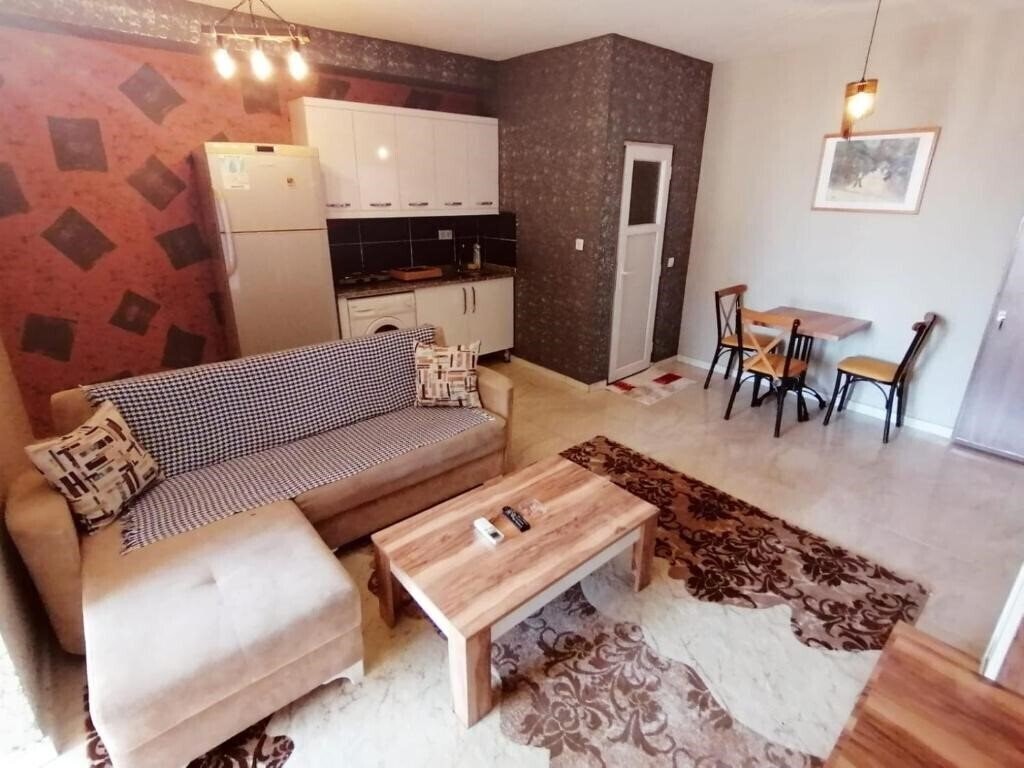 Zdjęcia Aziz Konaklama (ex. Aziz Apart Konaklama) 3*