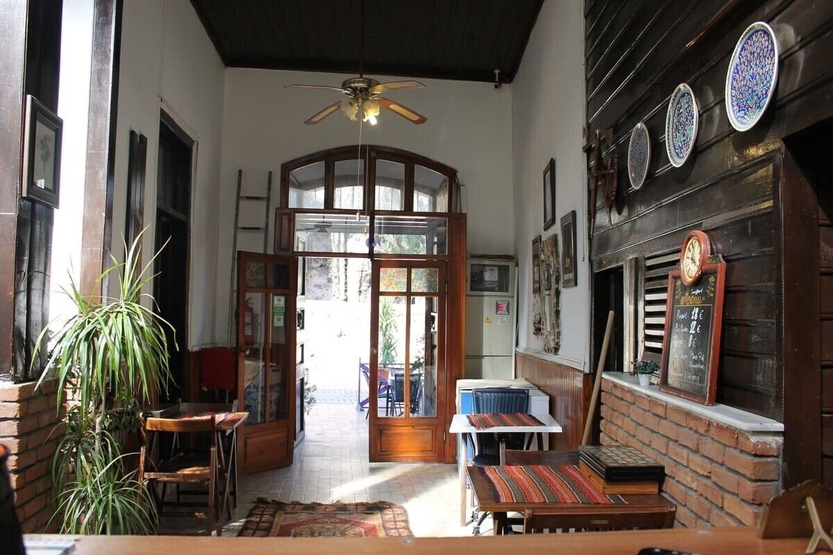 Фотографія Erken Pansiyon (ex. Erken Konak Pension) 3*