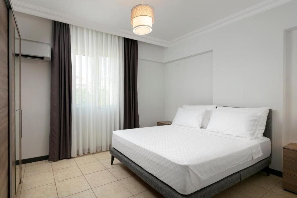 Фото Otium Boutique Happy Suites Special Category 3*