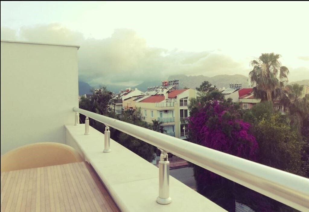 Zdjęcia Neva Suite Hotel (ex. Mustang Suite Hotel) 2*