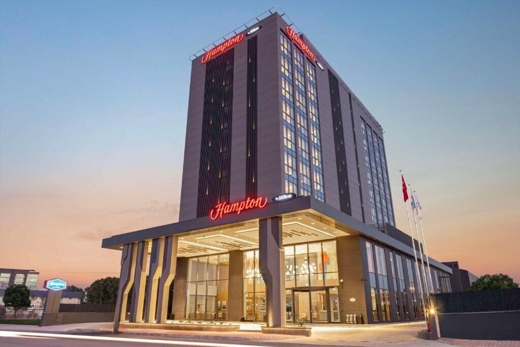 Hotel Hampton By Hilton Antalya Airport 4*