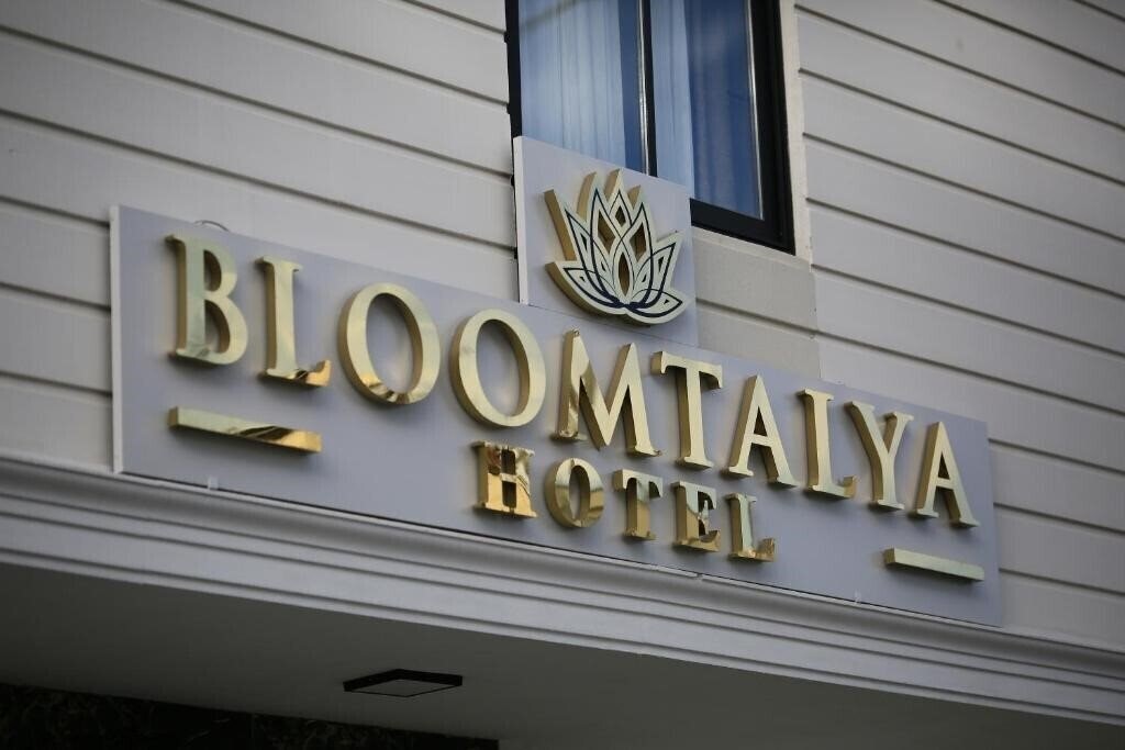 Hotel Bloomtalya Hotel 4*