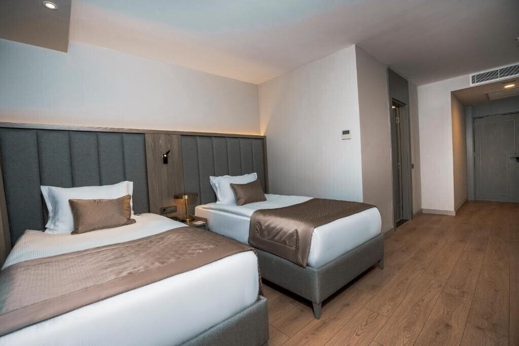 Hotel Renex Hotels 5*