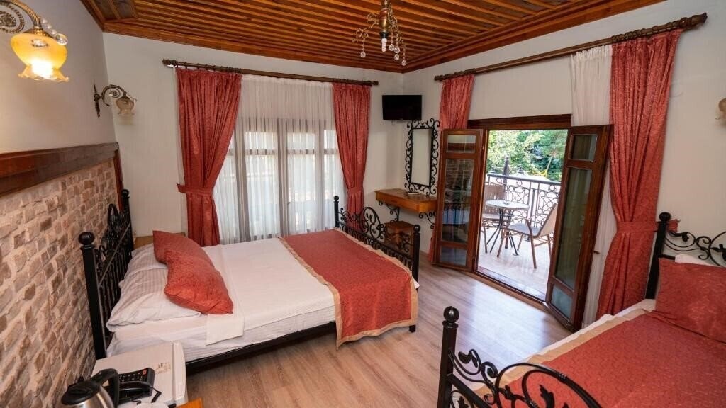 Готель Antalya Inn Hotel 3*