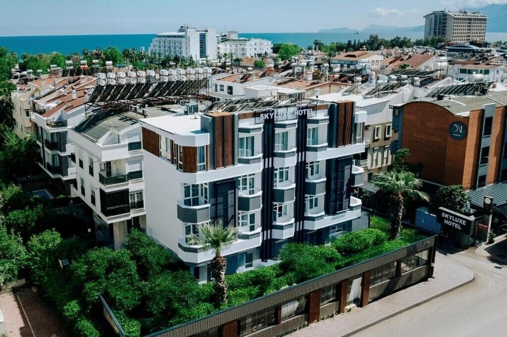 Hotel Sky Luxe Hotel 5*