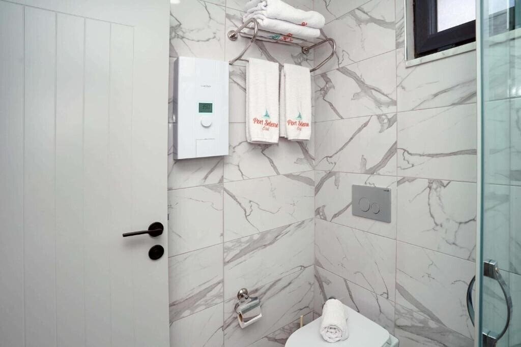 Zdjęcie Port Selene Otel 4*