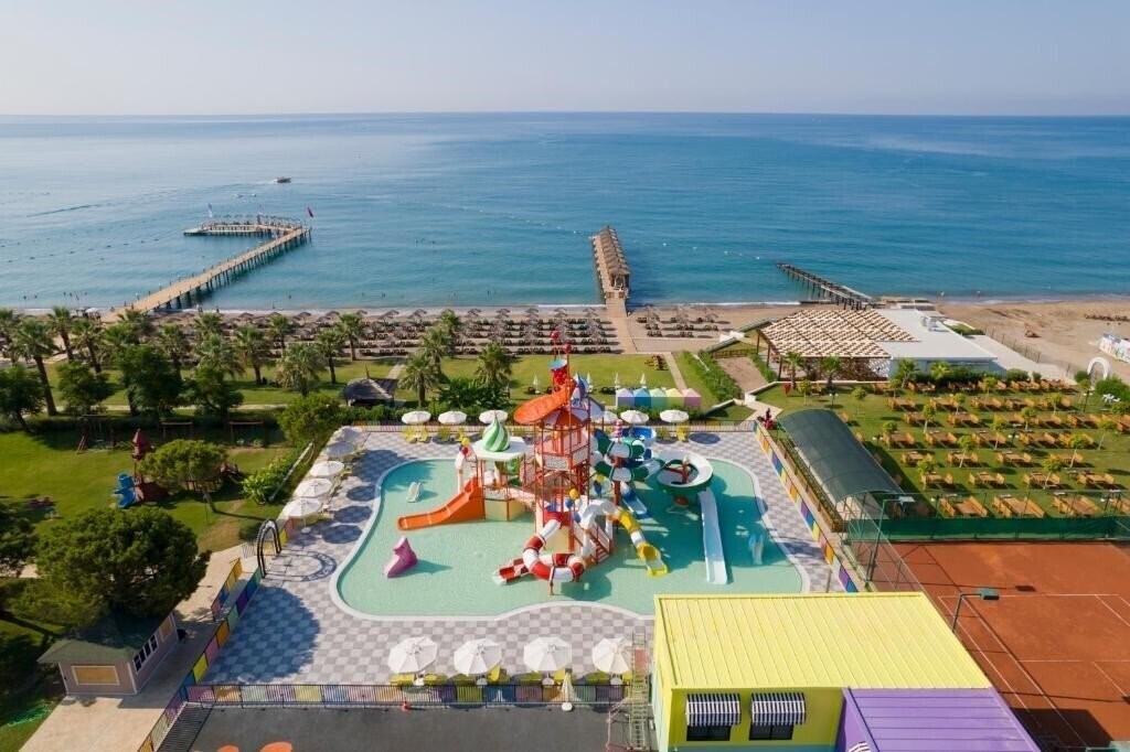 Готель Asteria Kremlin Palace 5*