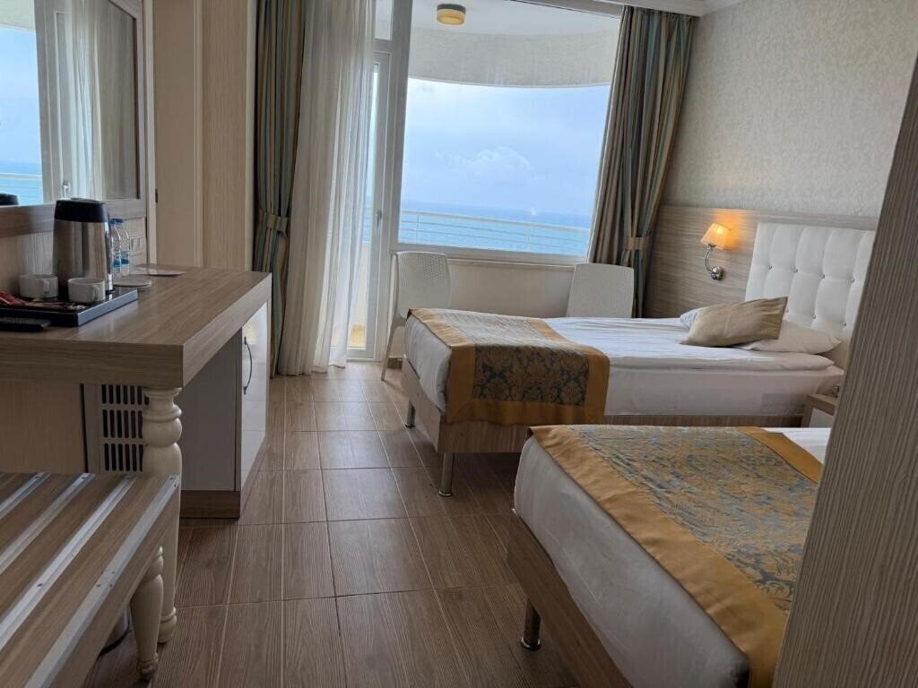 Zdjęcie Cender Hotel 4*