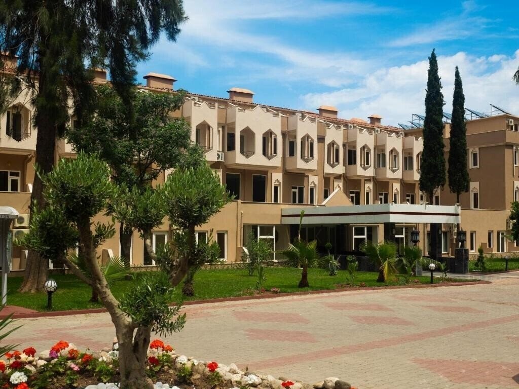 Фото Alexius Beach Hotel (ex. Club Hotel Beldiana) 4*