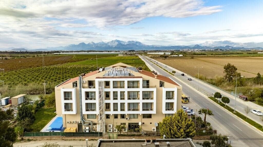Zdjęcie Selins Hotel & SPA Belek (ex. Selin Otel SPA Belek, Ceres Hotel) 3*