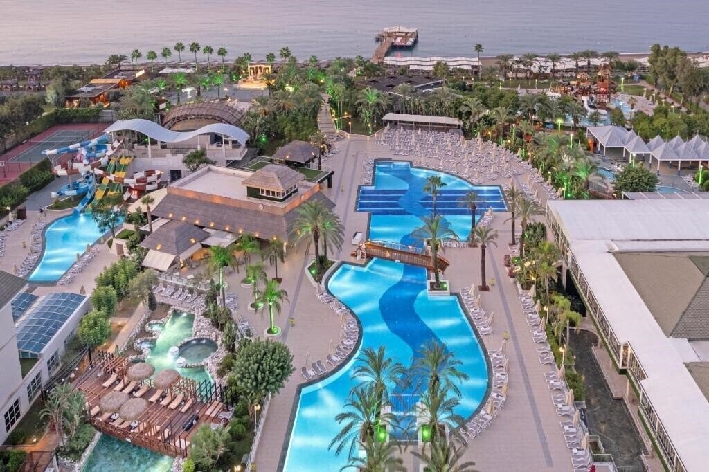 Изображение Dobedan Exclusive Hotel & SPA (ex. Alva Donna Exclusive Hotel & Spa) 5*