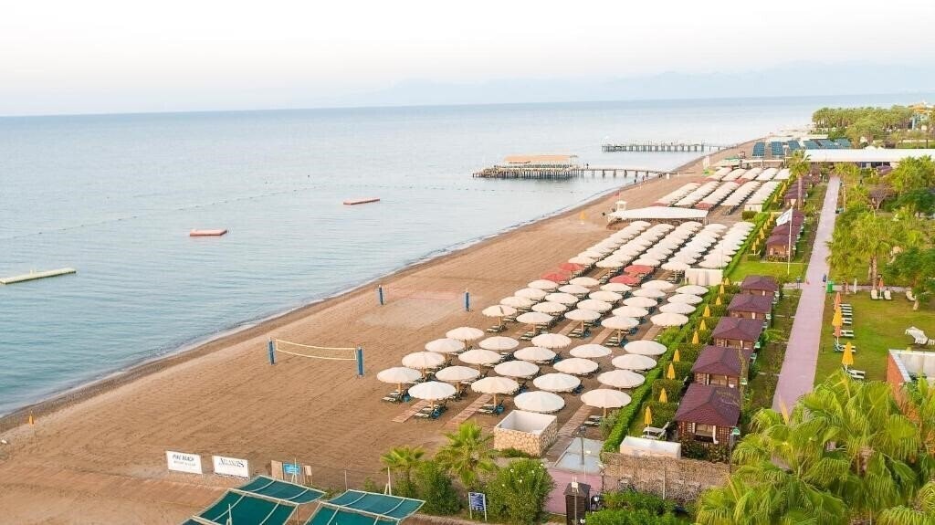 Zdjęcie Pine Beach Belek 5*