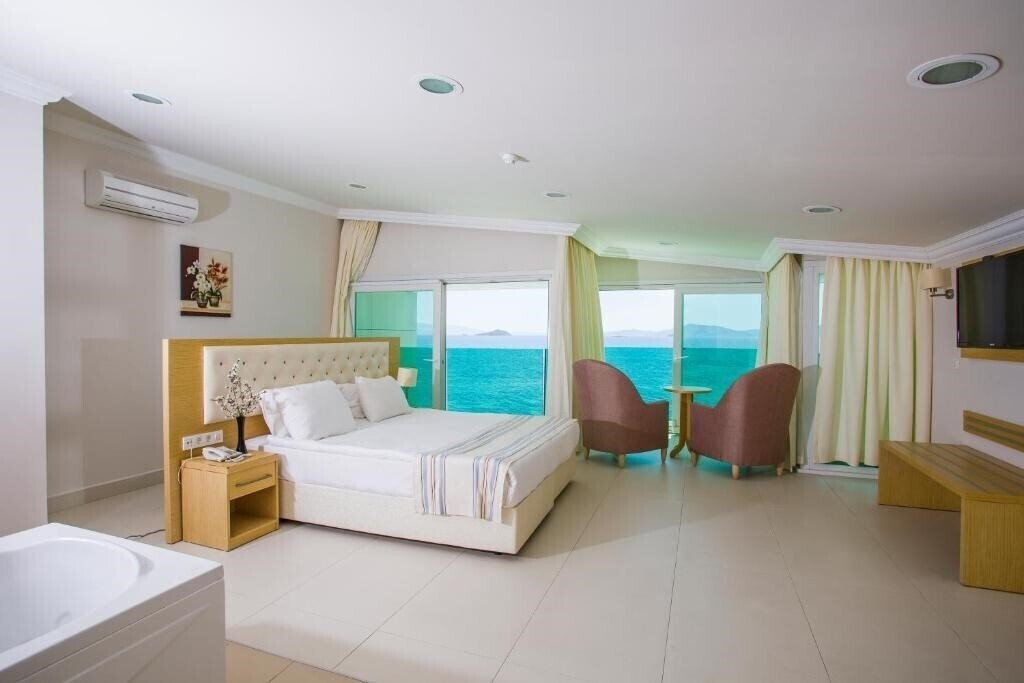 Фото Dragut Point North Hotel 3*