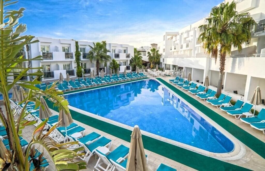 Zdjęcie Club Shark Hotel 4*