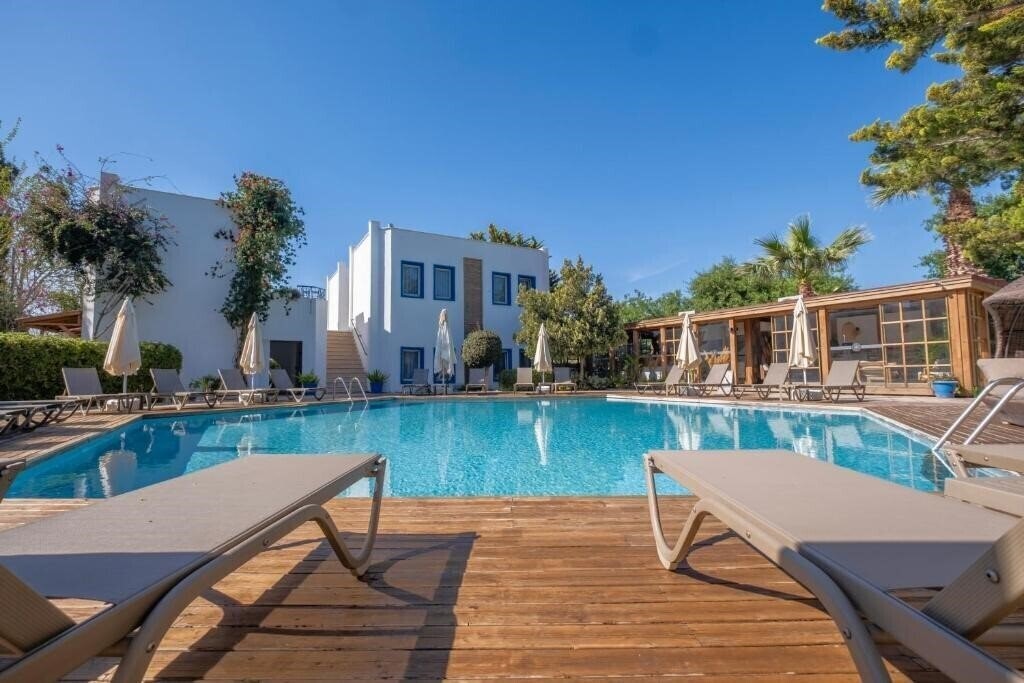 Изображение Red Lion Bodrum 2*