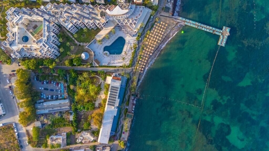 Готель Arin Resort Bodrum 5*