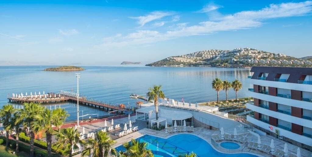 Фото Azure by Yelken Hotel (ex. Grand Park Bodrum) 5*