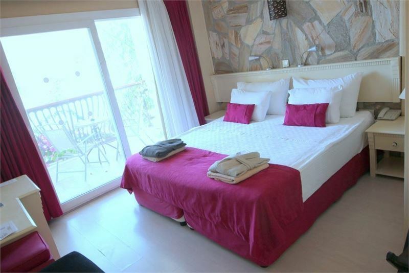Zdjęcie Sina Hotel Bodrum 4*