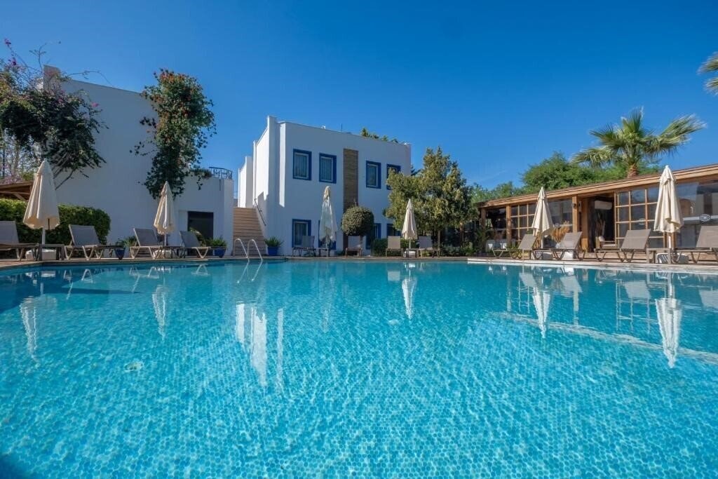 Готель Costa Bodrum City Hotel 3*