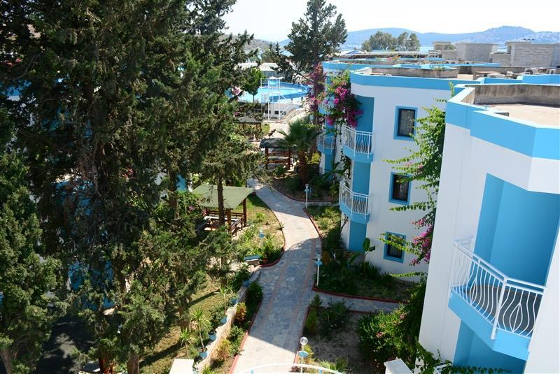 Zdjęcie Hira Beach Hotel 4*
