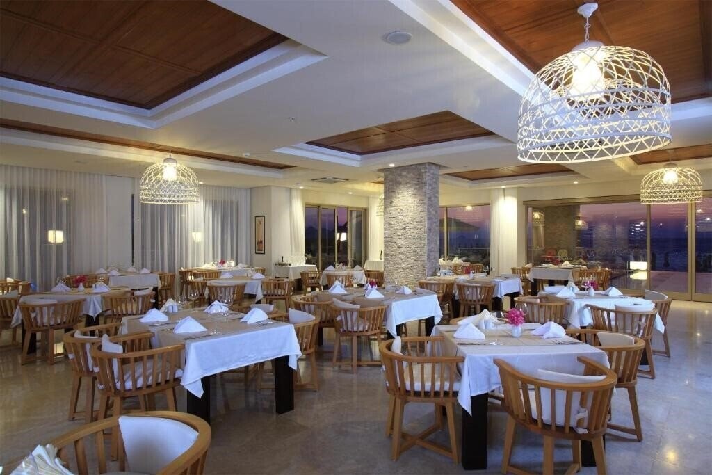 Zdjęcie Sundance Suites Hotel 5*