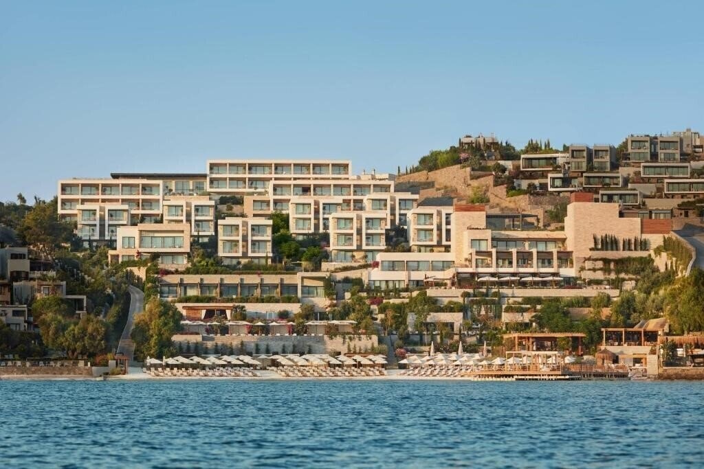 Готель The Bodrum Edition 5*