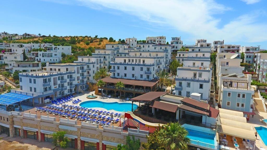 Отель Smart Holiday Hotel Bodrum 4*