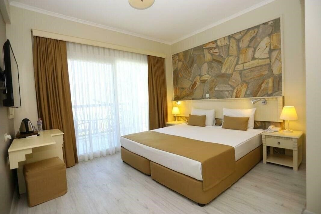 Zdjęcie Mi Casa Beach Hotel Boutique 4*