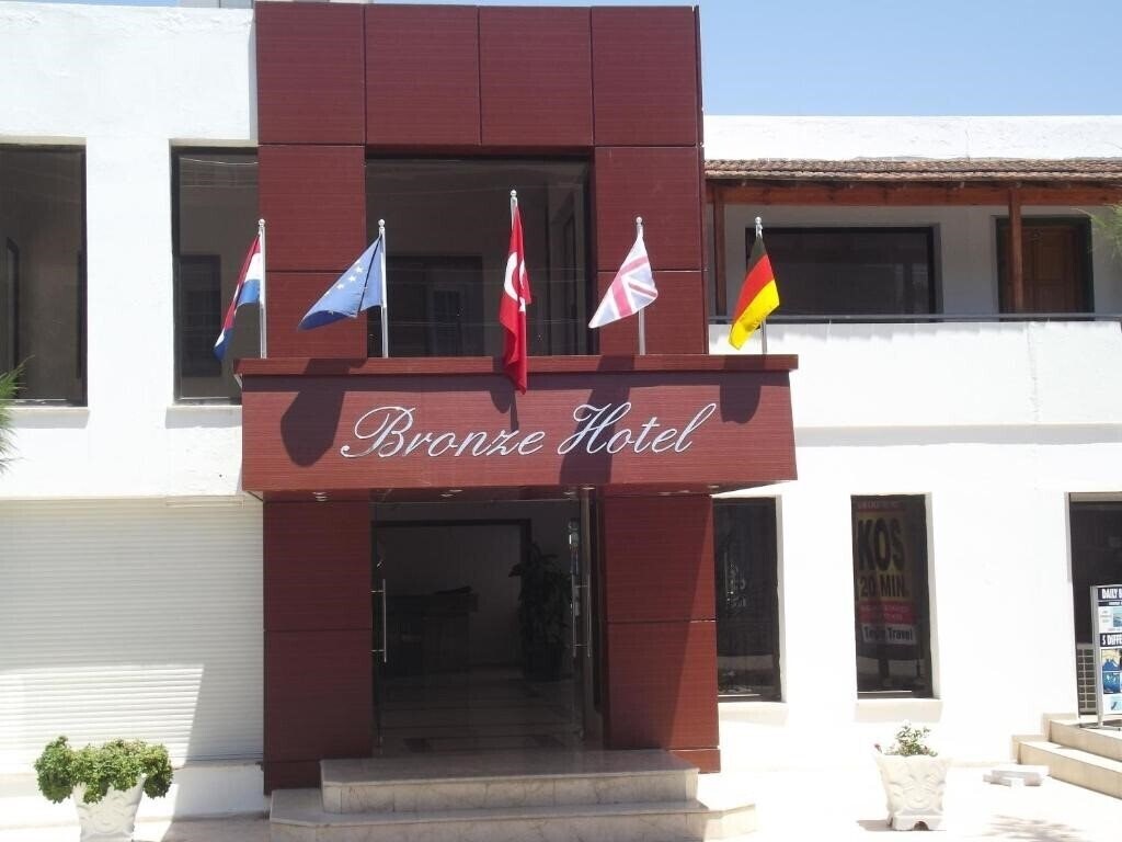 Zdjęcie Bronze Hotel 3*