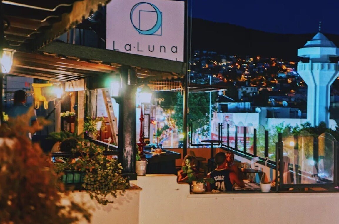 Отель La Luna Hostel 2*