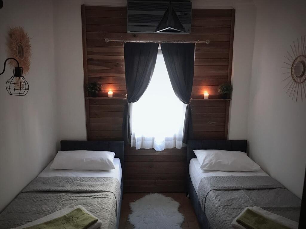 Zdjęcia Livane Pansiyon 2*