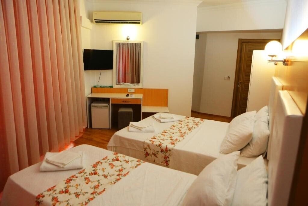 Zdjęcie Ugur Apart Otel 3*