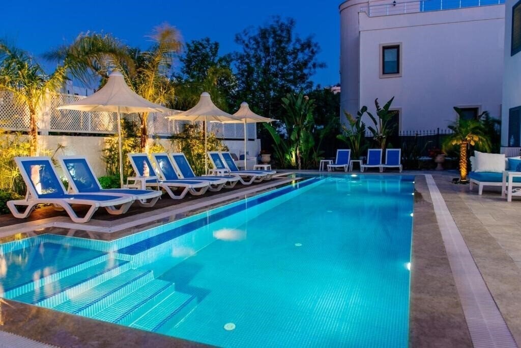 Zdjęcie Via Farilya Hotel 3*