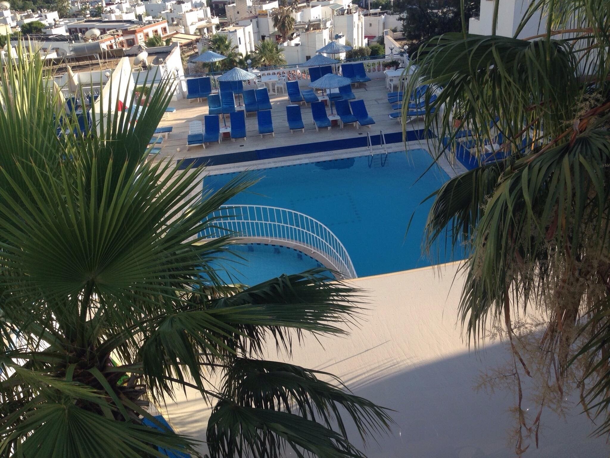 Hotel Road House Apartments (ex. Lidya Suite Apart Otel) 3*