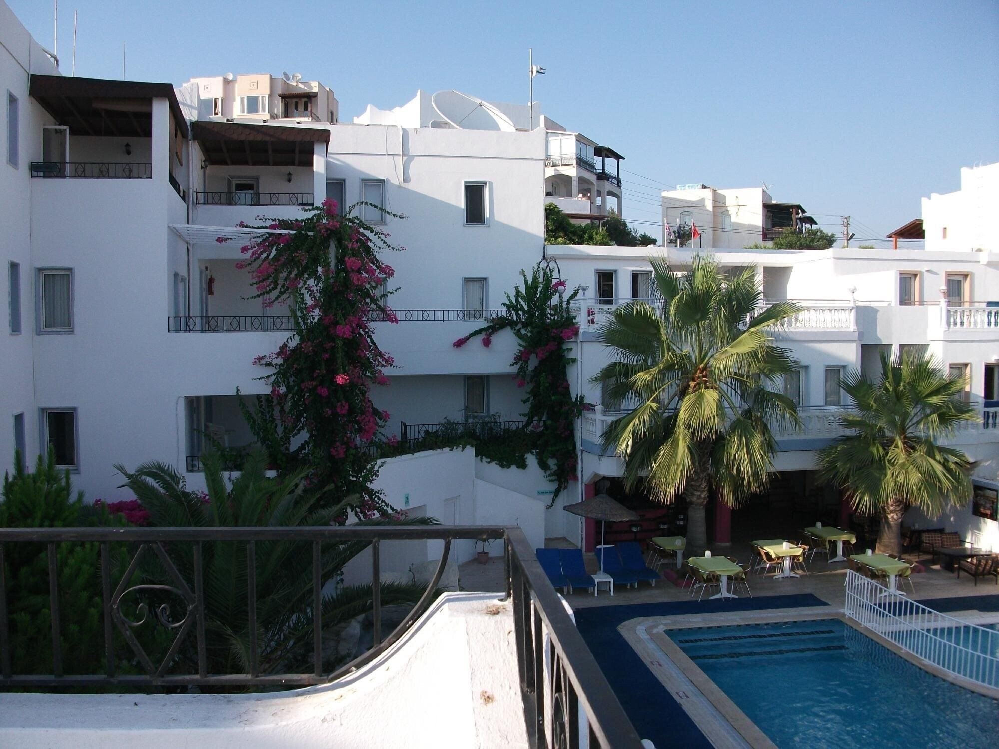 Zdjęcie Road House Apartments (ex. Lidya Suite Apart Otel) 3*