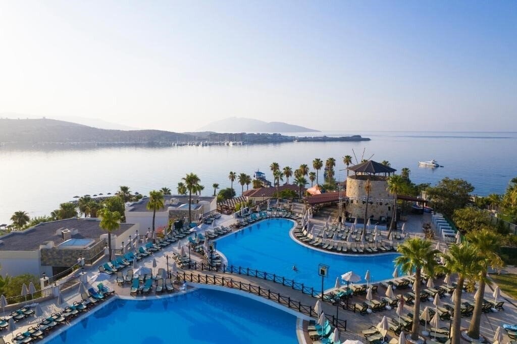 Отель Selectum Colours Bodrum (ex. Wow Bodrum Resort, Asteria Bodrum Resort, World of Wonders Bodrum Resort) 5*