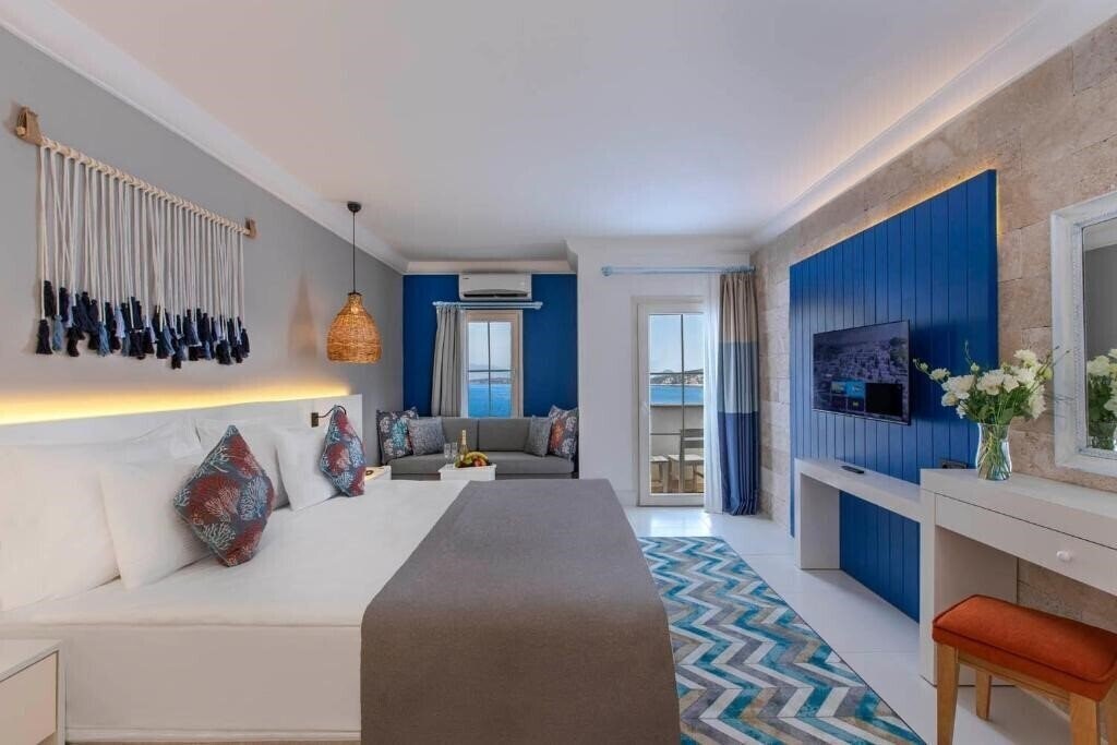 Картинка Holiday Inn Resort (ex. Bodrum View Resort) 4*