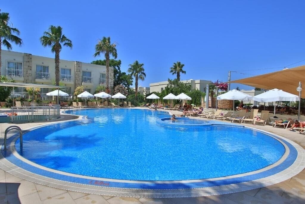 Готель Mandarin Resort Bodrum 5*