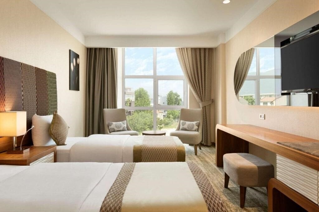 Zdjęcia Ramada Hotel Gemlik 4*