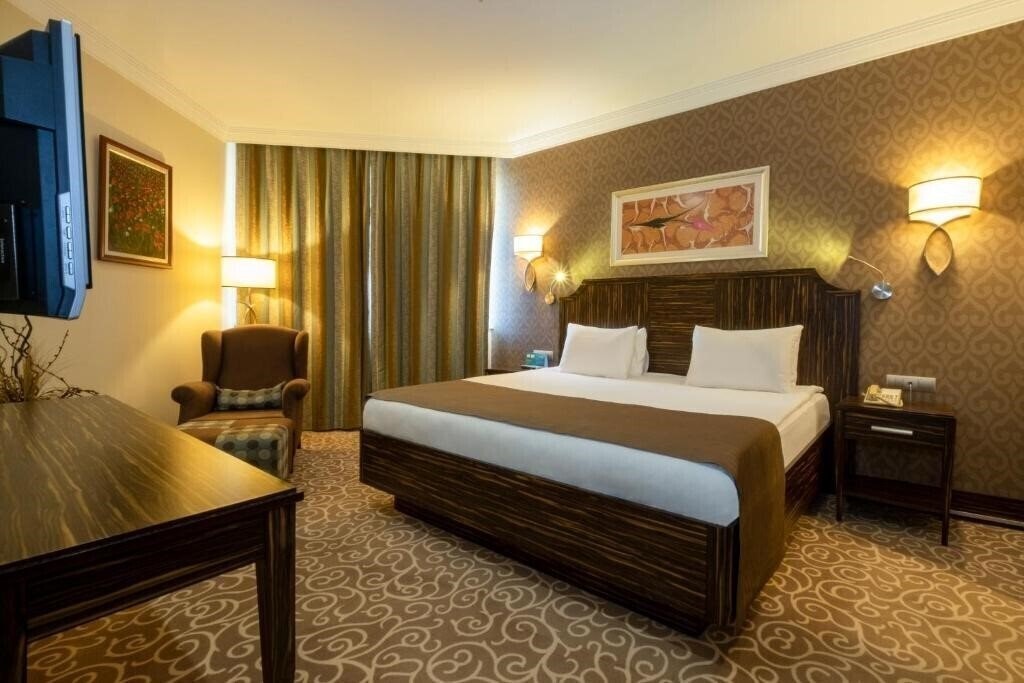 Zdjęcia Euro Park Hotel Bursa (ex. Holiday Inn Bursa) 5*