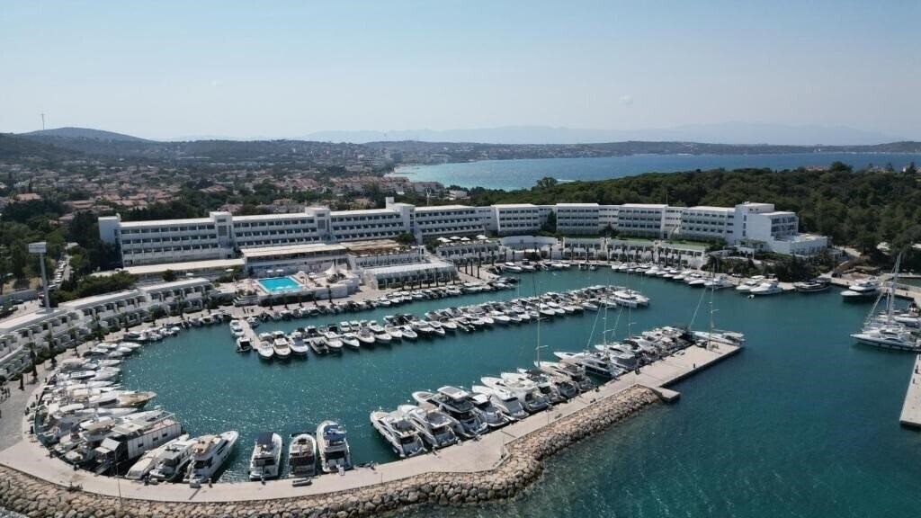 Hotel Cesme Altin Yunus Resort & Thermal Hotel 5*