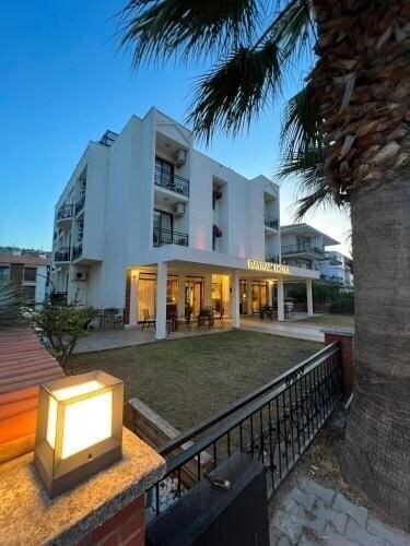 Готель Bayram Otel Cesme 3*