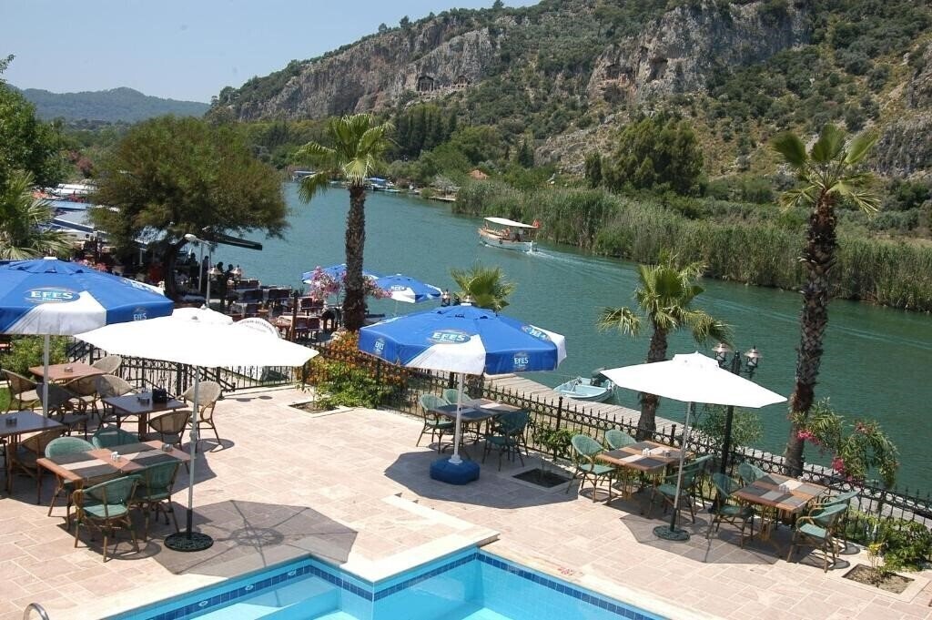 Zdjęcie Caria Luxury Hotel (ex. Dalyan Tezcan) 4*