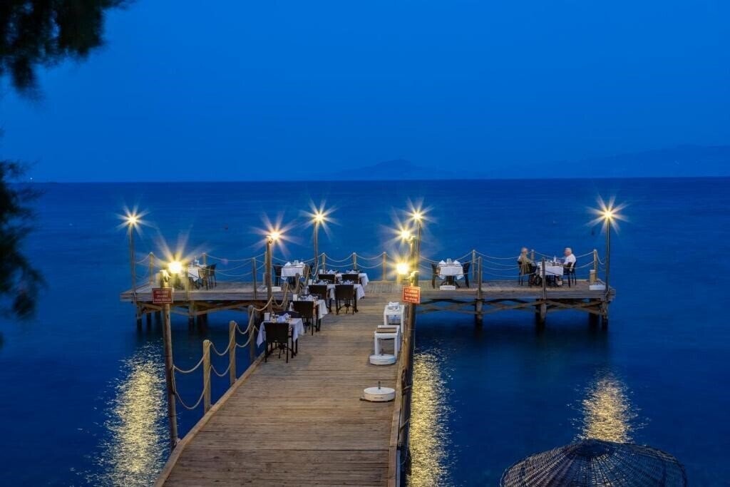 Zdjęcie Orcey Hotel 4*