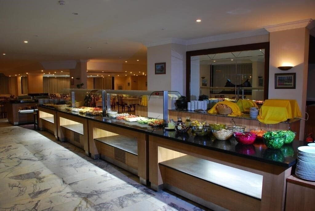 Zdjęcie Tuntas Beach Hotel (ex. Tuntas Suites) 3*