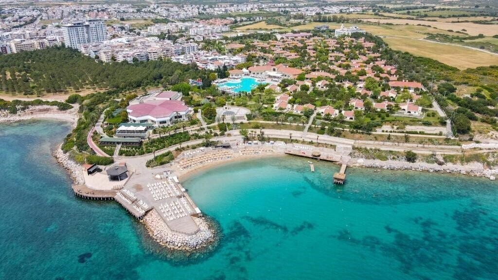 Готель Anadolu Hotels Didim Club (ex. Palm Wings Beach Resort, Adrina Beach Resort) 5*