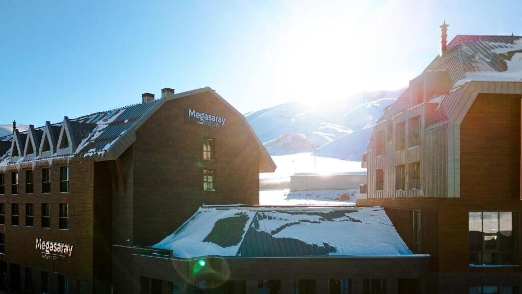 Obraz Mega Saray Mountain Resort & Spa 4*