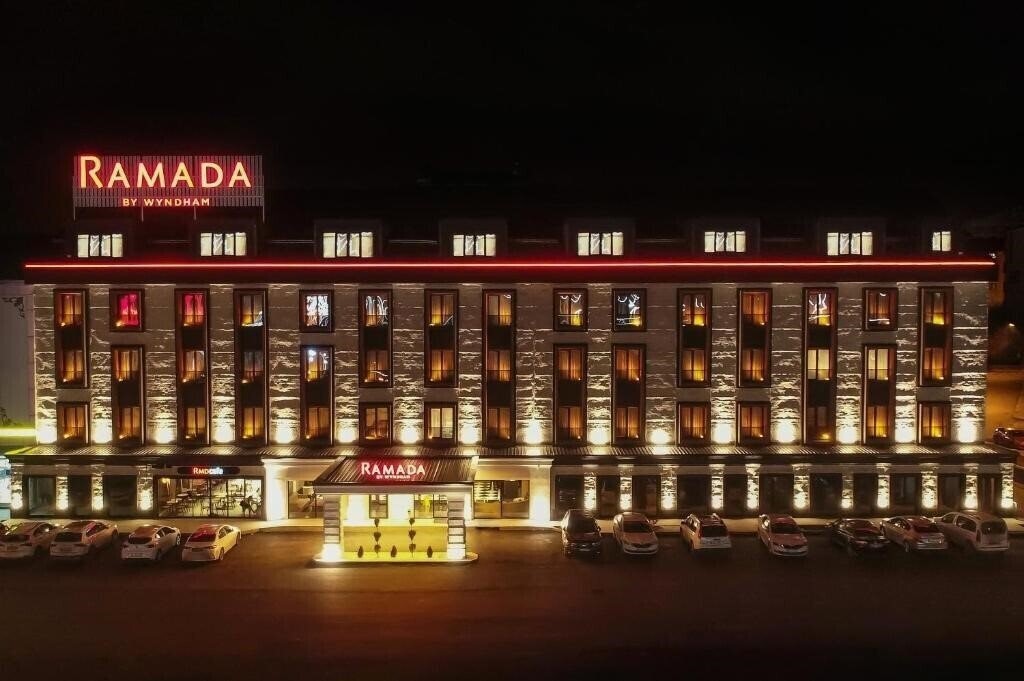 Hotel Ramada by Wyndham Erzurum 4*